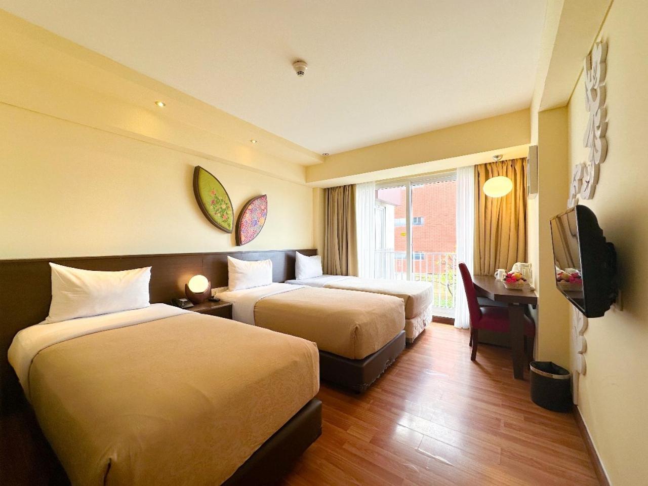 Atanaya Kuta Bali Hotel Exterior foto