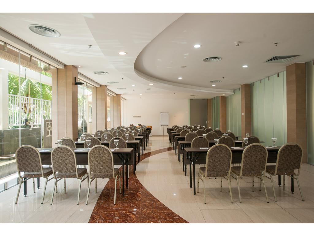 Atanaya Kuta Bali Hotel Exterior foto