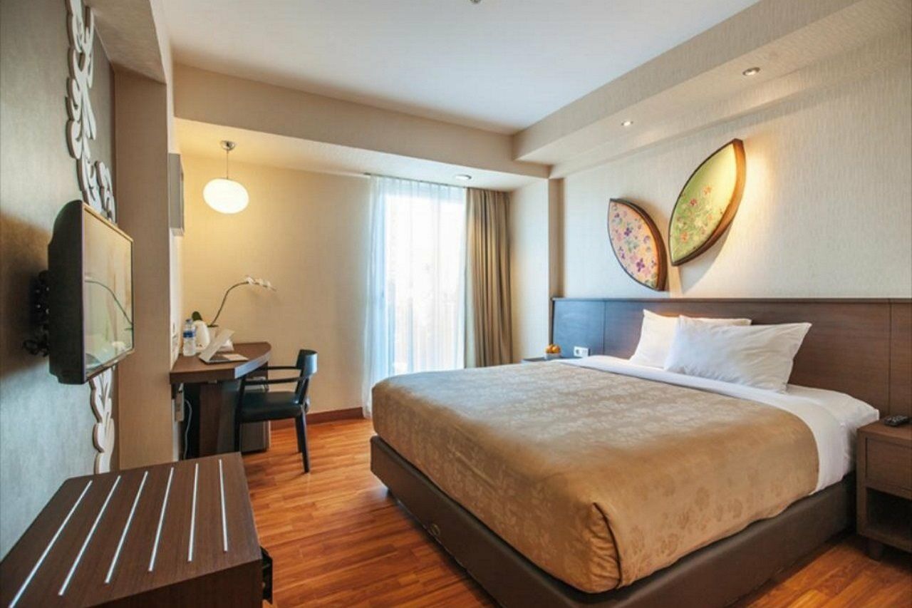 Atanaya Kuta Bali Hotel Exterior foto